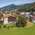 Отель Eschenhof &