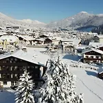 Отель Eschenhof & Фульпмес