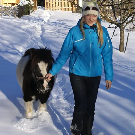 Eschenhof & フルプメス