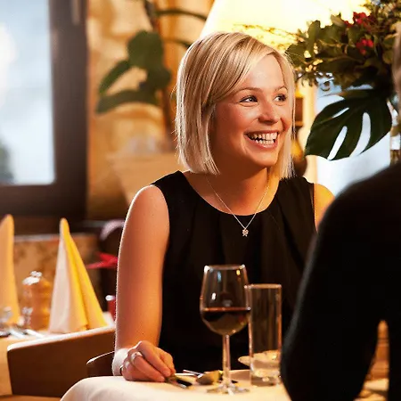 Eschenhof & フルプメス